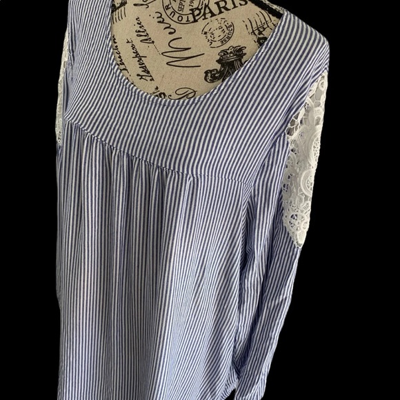 * Lane Bryant women’s 18/20 stripe Blouse - Picture 3 of 10